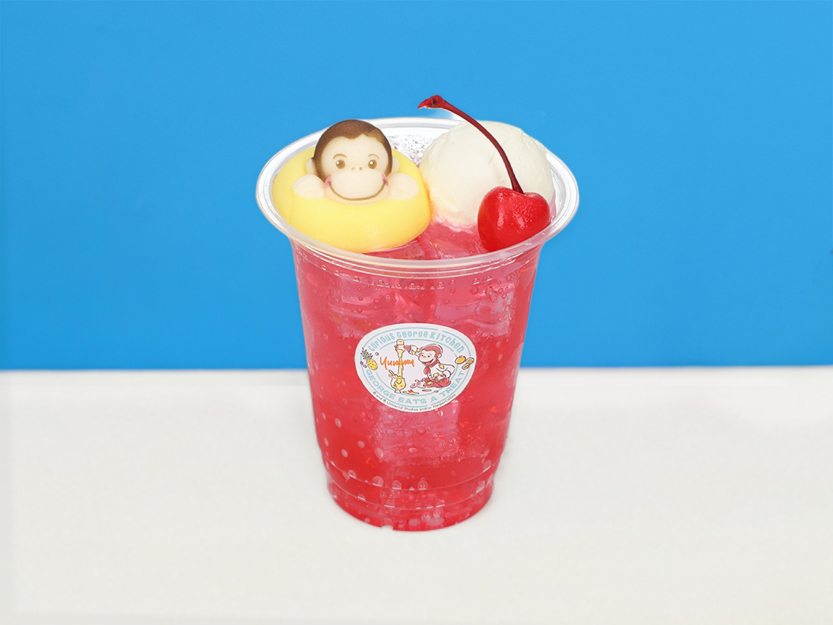 うきわでぷかぷか！カラフルクリームソーダ　ストロベリー