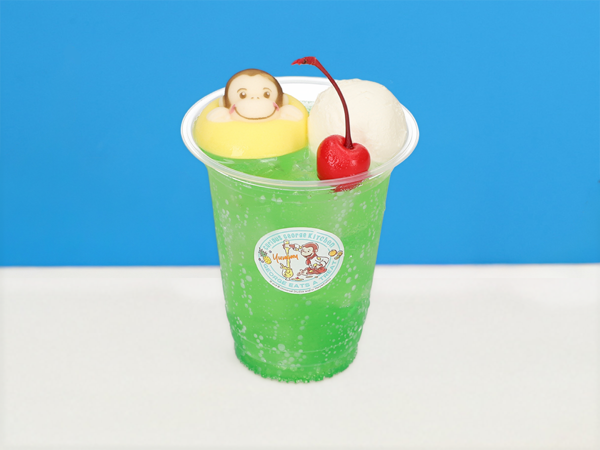 うきわでぷかぷか！カラフルクリームソーダ メロン